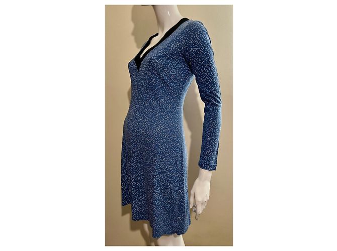 Diane Von Furstenberg Vestido de punto de seda azul cielo con estampado de DvF - vista 3
