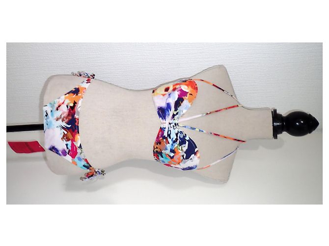Autre Marque Set Bikini Floreale e Abito da Spiaggia Multicolore - vista 3