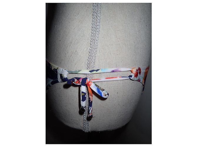 Autre Marque Set Bikini Floreale e Abito da Spiaggia Multicolore - vista 8