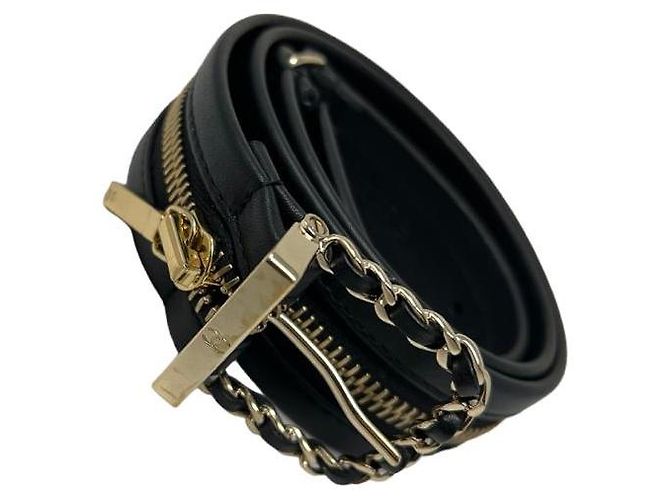 Chanel Cruise Gürtel aus schwarzem Leder mit Goldhardware - Ansicht 2