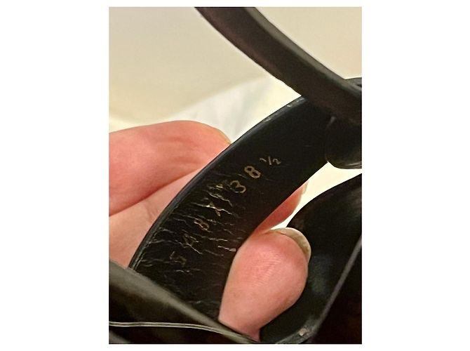 Saint Laurent Tribute-Heels aus Lackleder Schwarz - Ansicht 9