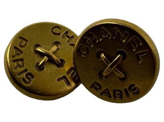 Orecchini Chanel A Clips in metallo dorato D'oro - vista 5