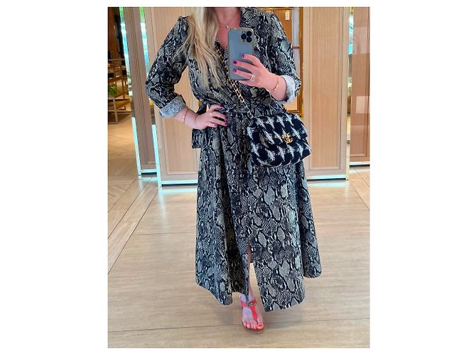 Chanel preto e branco tweed acolchoado Chanel médio 19 Aba - vista 20