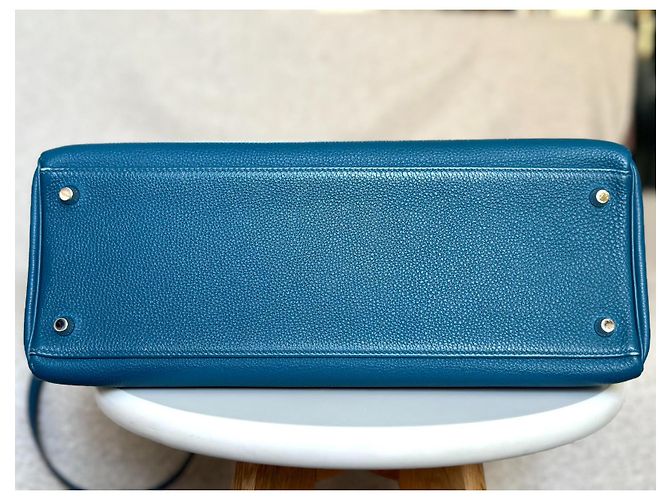 Hermès Kelly 35 in pelle Togo blu Blu navy - vista 10