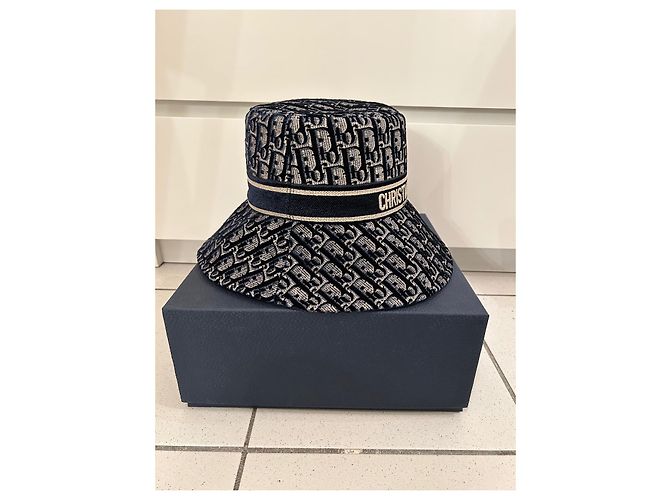 Dior Hats - view 3