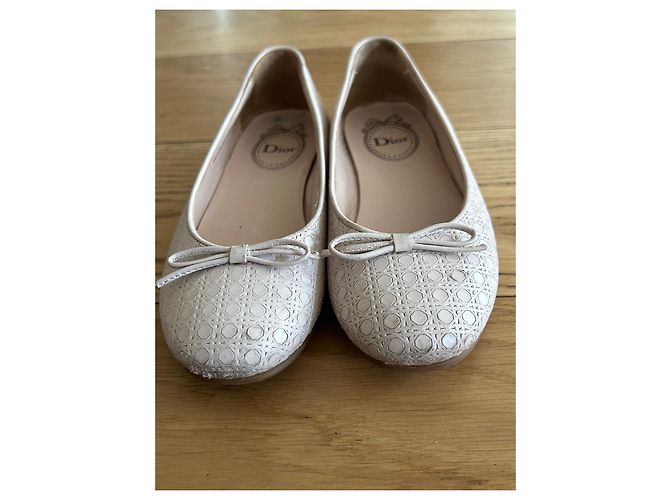 Baby Dior bailarinas de piel rosa pastel - vista 2
