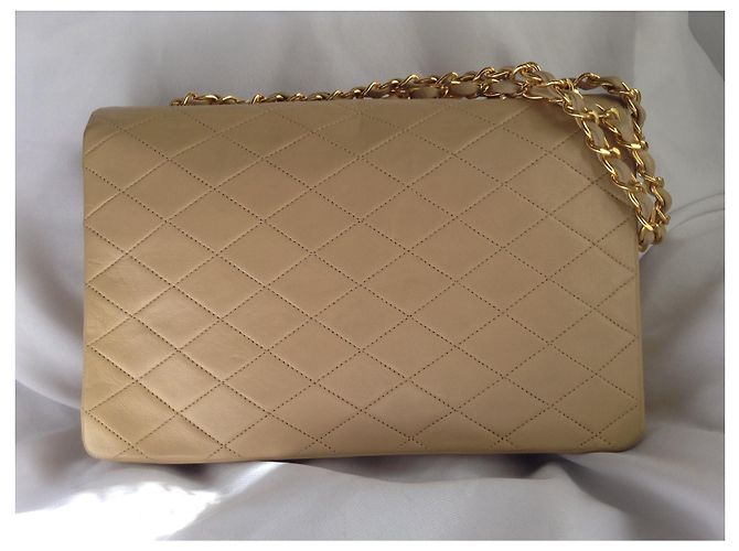 Borsa Chanel Timeless in pelle di agnello beige - vista 2