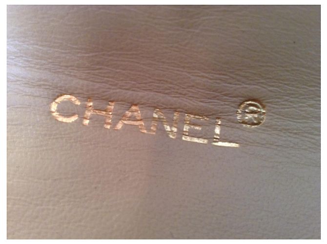 Borsa Chanel Timeless in pelle di agnello beige - vista 7