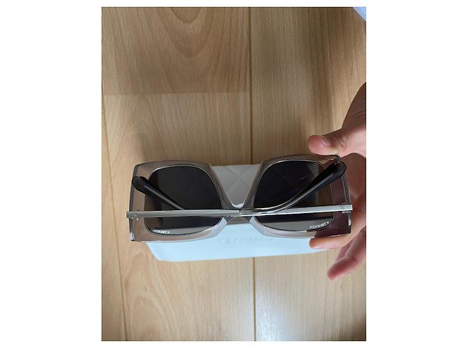 Occhiali da sole Chanel grigi e oro 24K Grigio - vista 7