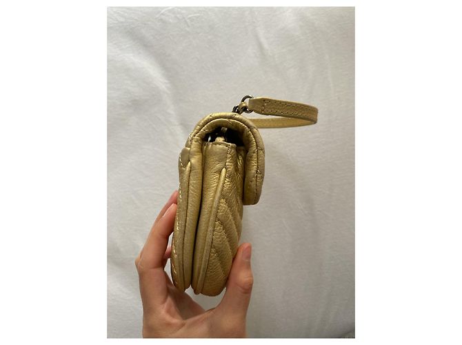 Borsa CHANEL a forma di borsa dorata D'oro - vista 4