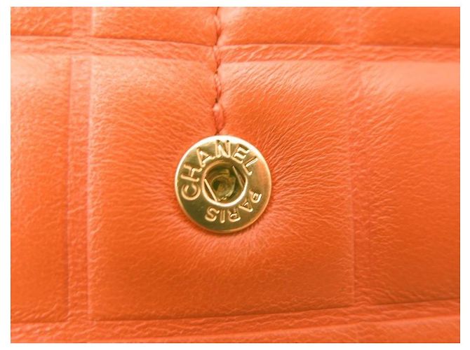 CHANEL CHOCOLATE BAR BRIEFTASCHE AUS ORANGE GESTEPPTEM LEDER-MÜNZBRIEFTASCHE - Ansicht 11