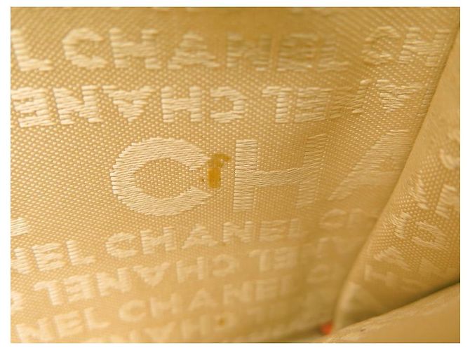 CHANEL CHOCOLATE BAR BRIEFTASCHE AUS ORANGE GESTEPPTEM LEDER-MÜNZBRIEFTASCHE - Ansicht 14