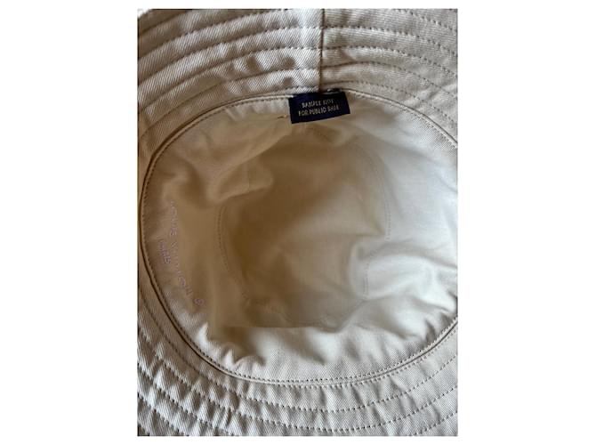 Bob Louis Vuitton Crema - vista 5