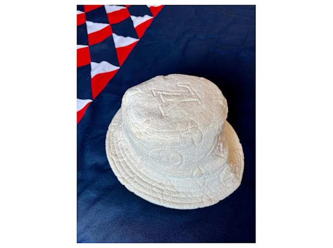 Bob Louis Vuitton Crema - vista 8