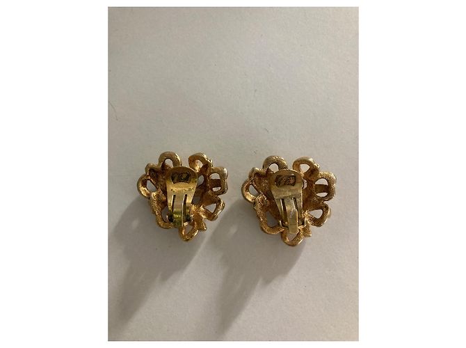 Orecchini Christian Lacroix a forma di cuore dorati D'oro - vista 3