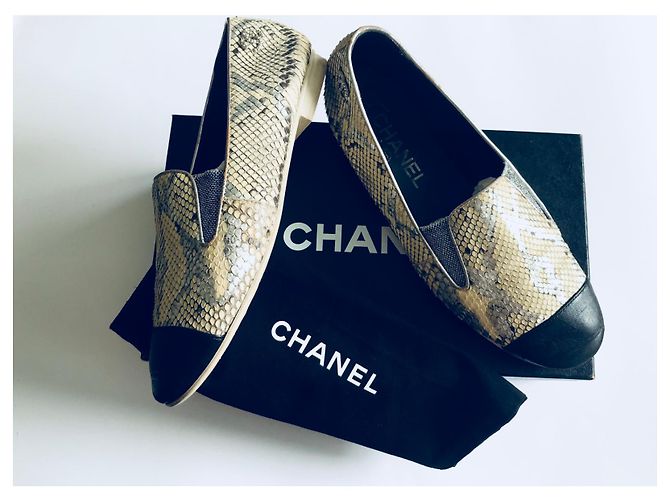 Mocassini Chanel CC in pelle di serpente e pelle Multicolore - vista 2