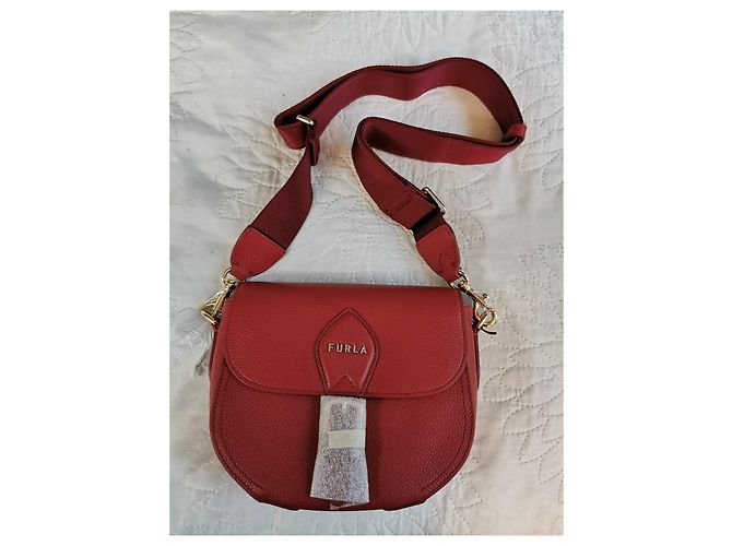 Borsa a tracolla Furla in pelle di vitello rosso bordeaux - vista 2