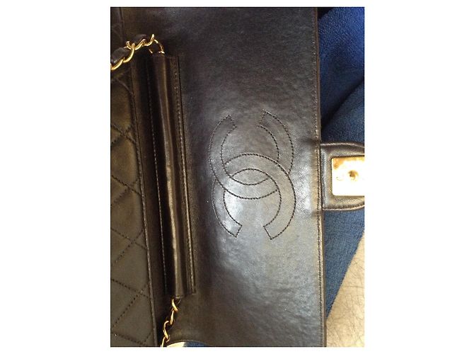Borsa a spalla Chanel Timeless in pelle di agnello marrone scuro - vista 4