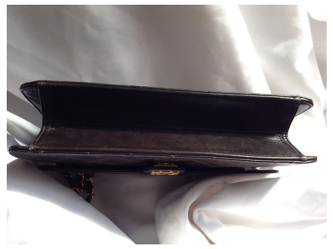Borsa a spalla Chanel Timeless in pelle di agnello marrone scuro - vista 9