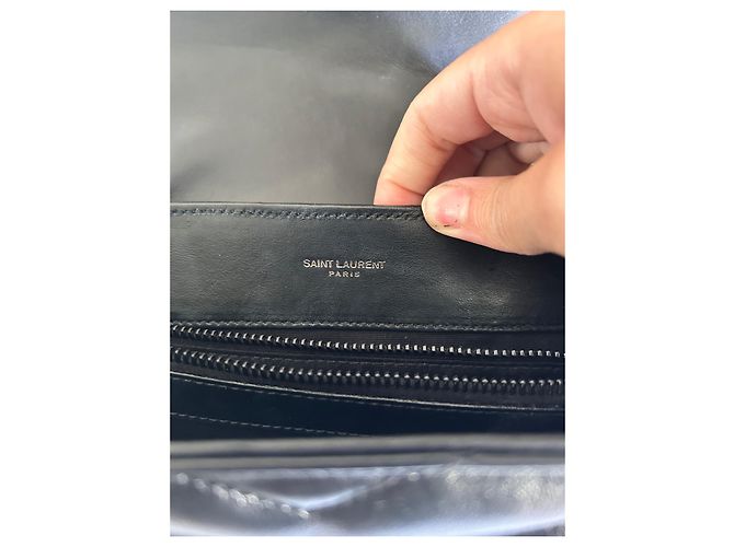 Yves Saint Laurent Loulou - vista 8