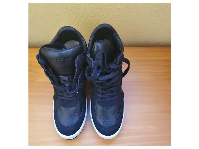 Zapatillas Guess de cuero negro - vista 3