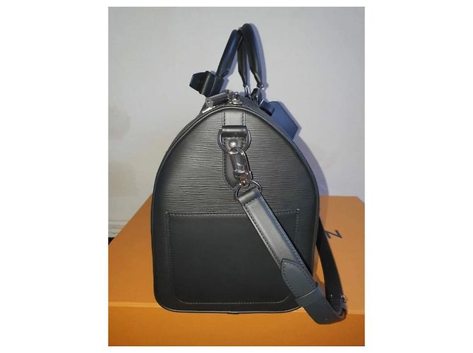 Louis Vuitton Supreme X Porte-documents en cuir noir - vue 3