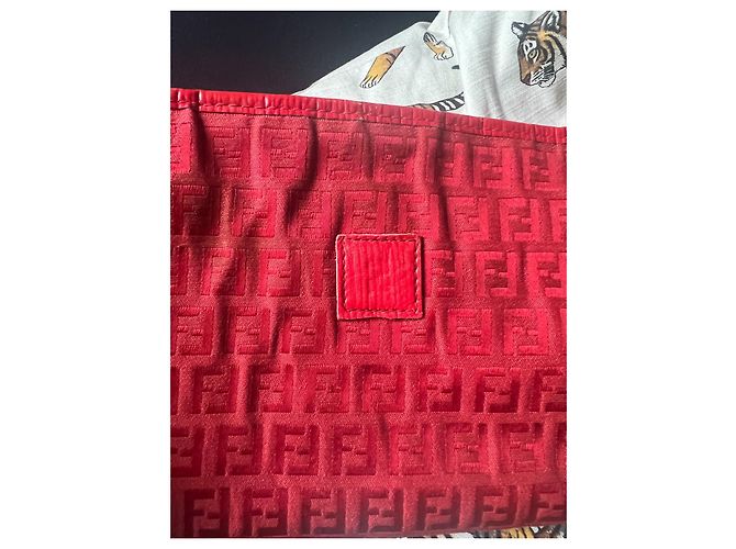 Pochette Beauty Fendi Monogram rosso - vista 2