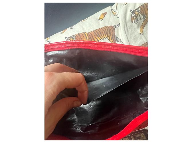 Pochette Beauty Fendi Monogram rosso - vista 4