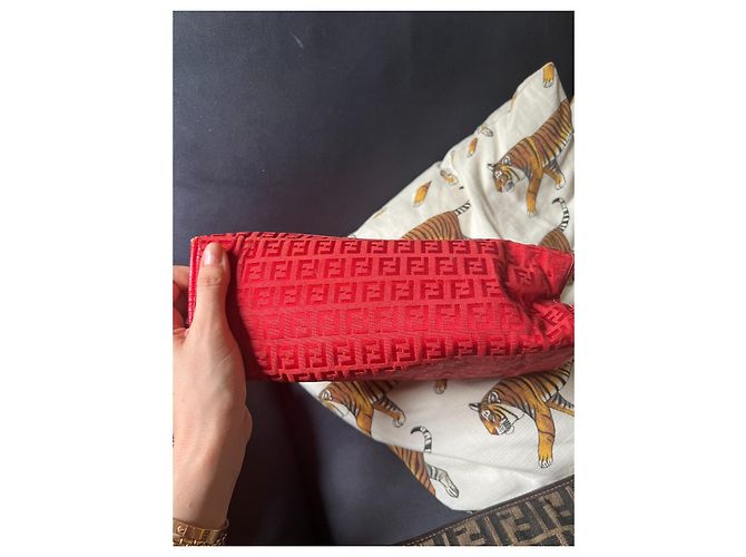 Pochette Beauty Fendi Monogram rosso - vista 8