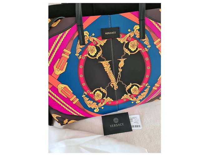 VERSACE Heritage bedruckte Leder-Einkaufstasche – Die Tasche ist neu Schwarz Mehrfarben - Ansicht 3