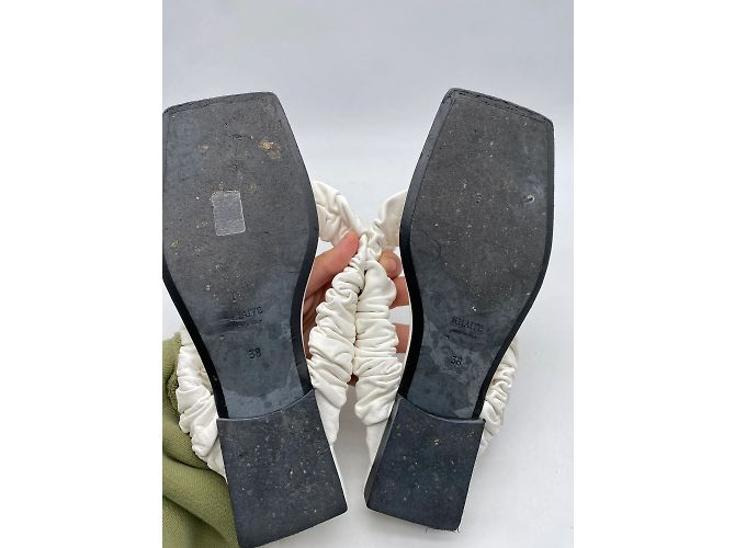 KHAITE  Mules & clogs T.EU 38 Leather - view 4