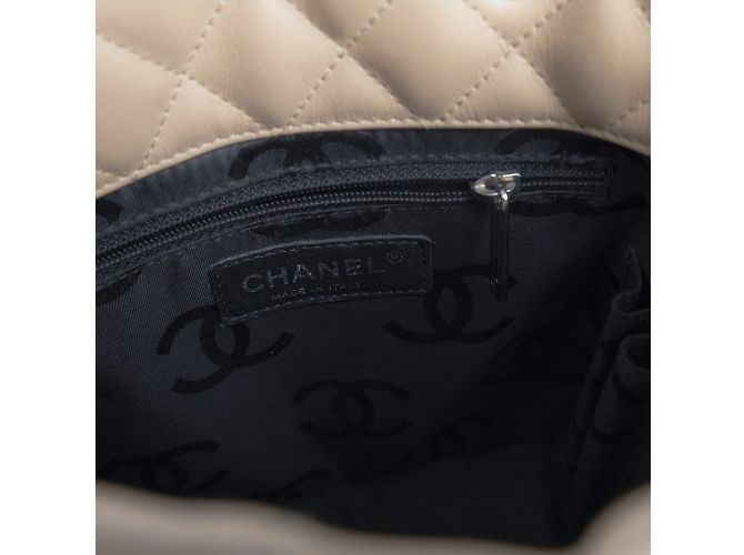Bolsa Chanel Mini Cambon acolchoada Bege - vista 5