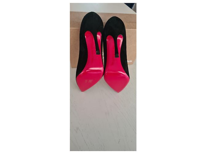 Christian Louboutin Decoltish 100 veau velluto nero - vista 4