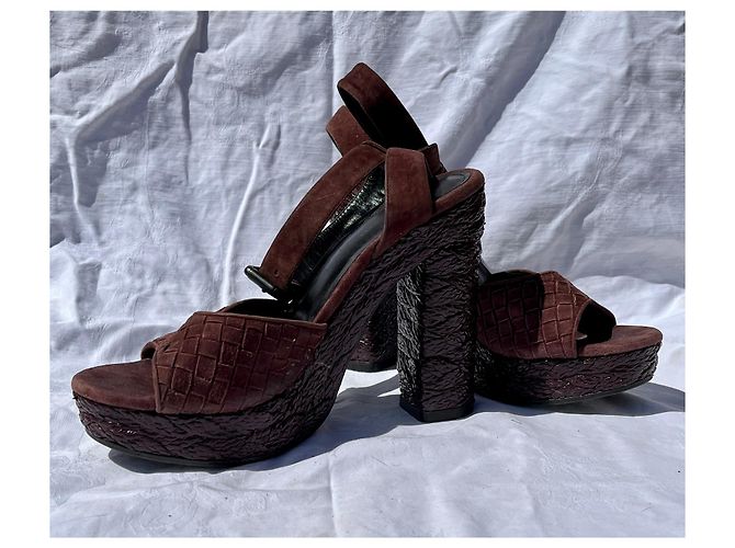 Bottega Veneta Sandali in camoscio intricato e marrone castagna - vista 4