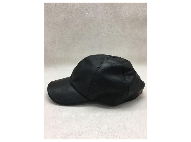 **Berretto Louis Vuitton in pelle nera Nero - vista 2