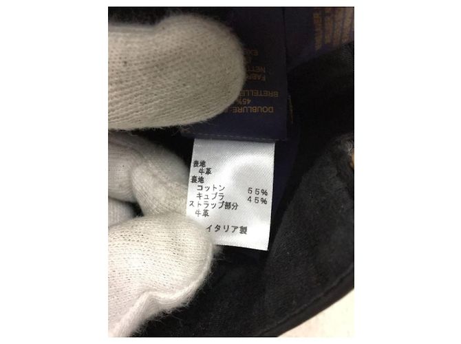 **Berretto Louis Vuitton in pelle nera Nero - vista 4