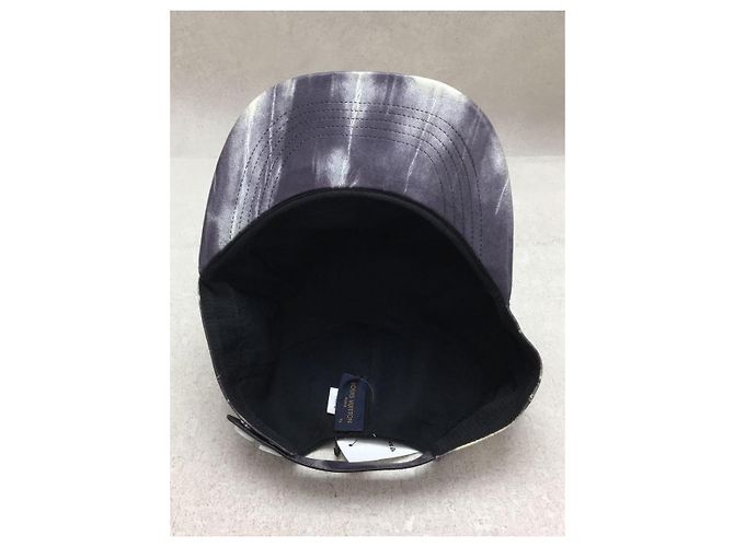 **Cappuccio Louis Vuitton Tie Dye Nero - vista 6