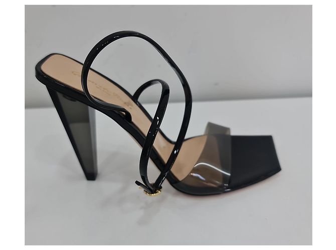 Sandali Gianvito Rossi in vernice nera Nero - vista 2