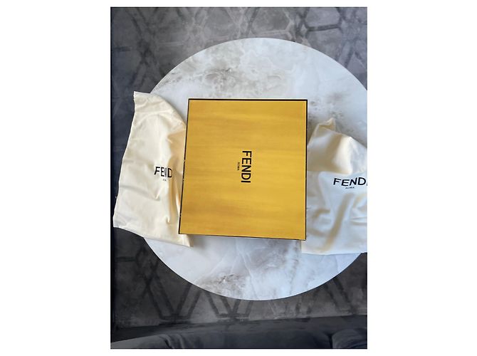 Stivaletti Fendi Logo Pelle Nera Nero - vista 6