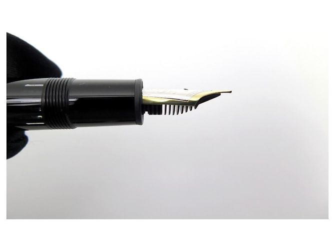 NEUER MONTBLANC LEGRAND MEISTERSTUCK FÜLLFEDERHALTER 146 DORE NEUER FÜLLFEDERHALTER - Ansicht 8