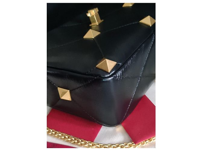 Borsa grande in pelle con borchie romane Valentino Garavani, new Nero - vista 11