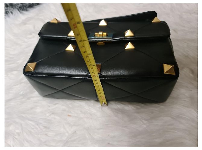 Borsa grande in pelle con borchie romane Valentino Garavani, new Nero - vista 18