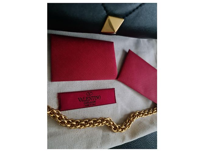 Borsa grande in pelle con borchie romane Valentino Garavani, new Nero - vista 7