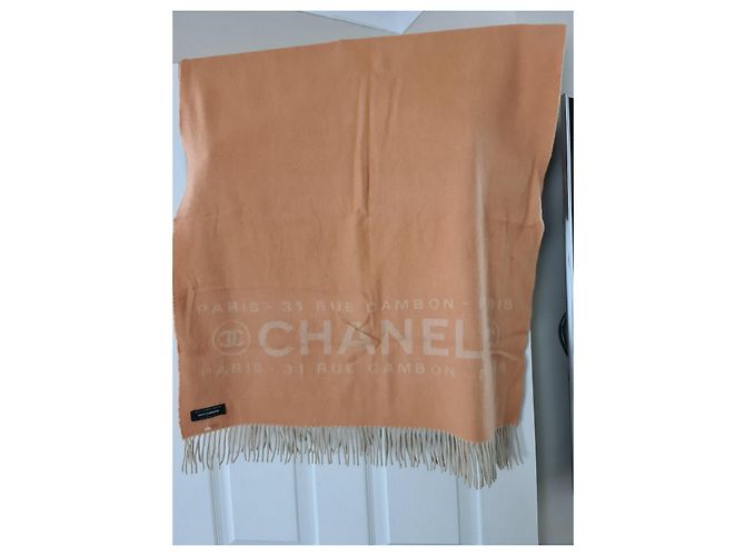 Sciarpa Chanel CASHMERE/Scialle Rue Cambon Paris - Corallo - USATO - vista 5