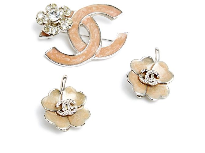 Spilla Chanel Logo CC Argentata Argento - vista 4