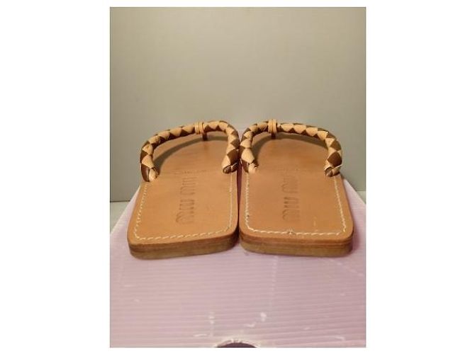Miu Miu Flip-Flops aus Leder Caramel Karamell - Ansicht 4