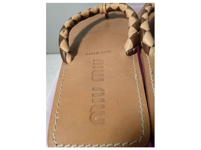 Miu Miu Flip-Flops aus Leder Caramel Karamell - Ansicht 5