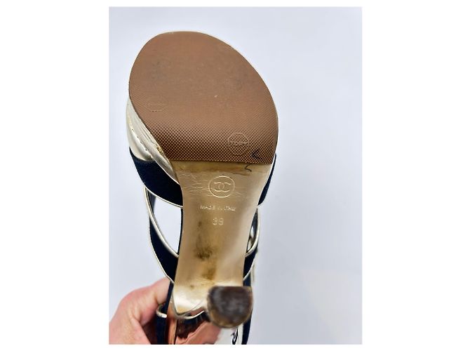 Timeless CHANEL Tacchi EU 39 Tessuto Blu navy - vista 2