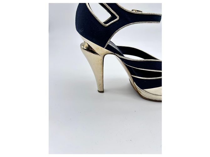 Timeless CHANEL Tacchi EU 39 Tessuto Blu navy - vista 3