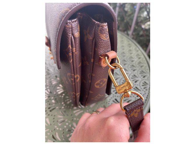 Metis Borsa a mano Louis Vuitton Métis in pelle marrone - vista 3